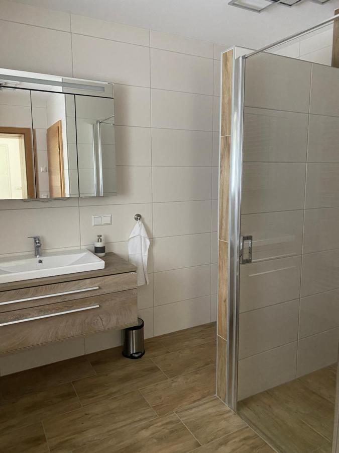 Zimmervermietung Familie Glatz Möderbrugg Eksteriør bilde